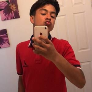Meet your Posher, Javier